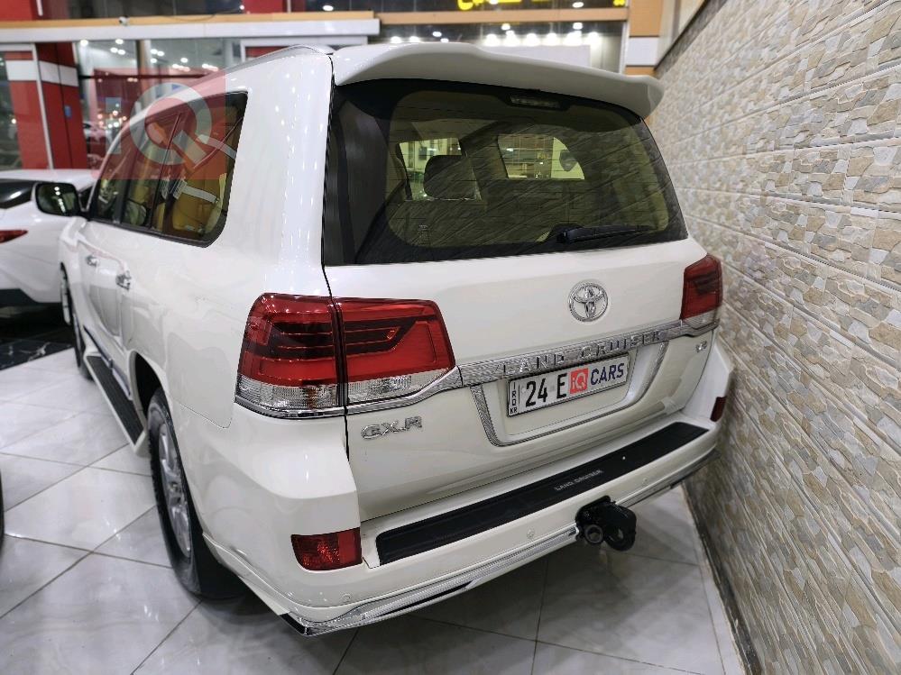 تويوتا لاندكروزر